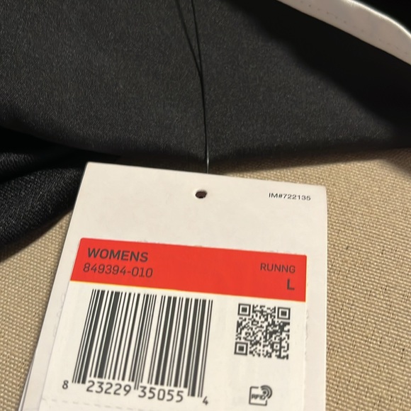 Nike Running shorts Woman - Picture 4 of 5